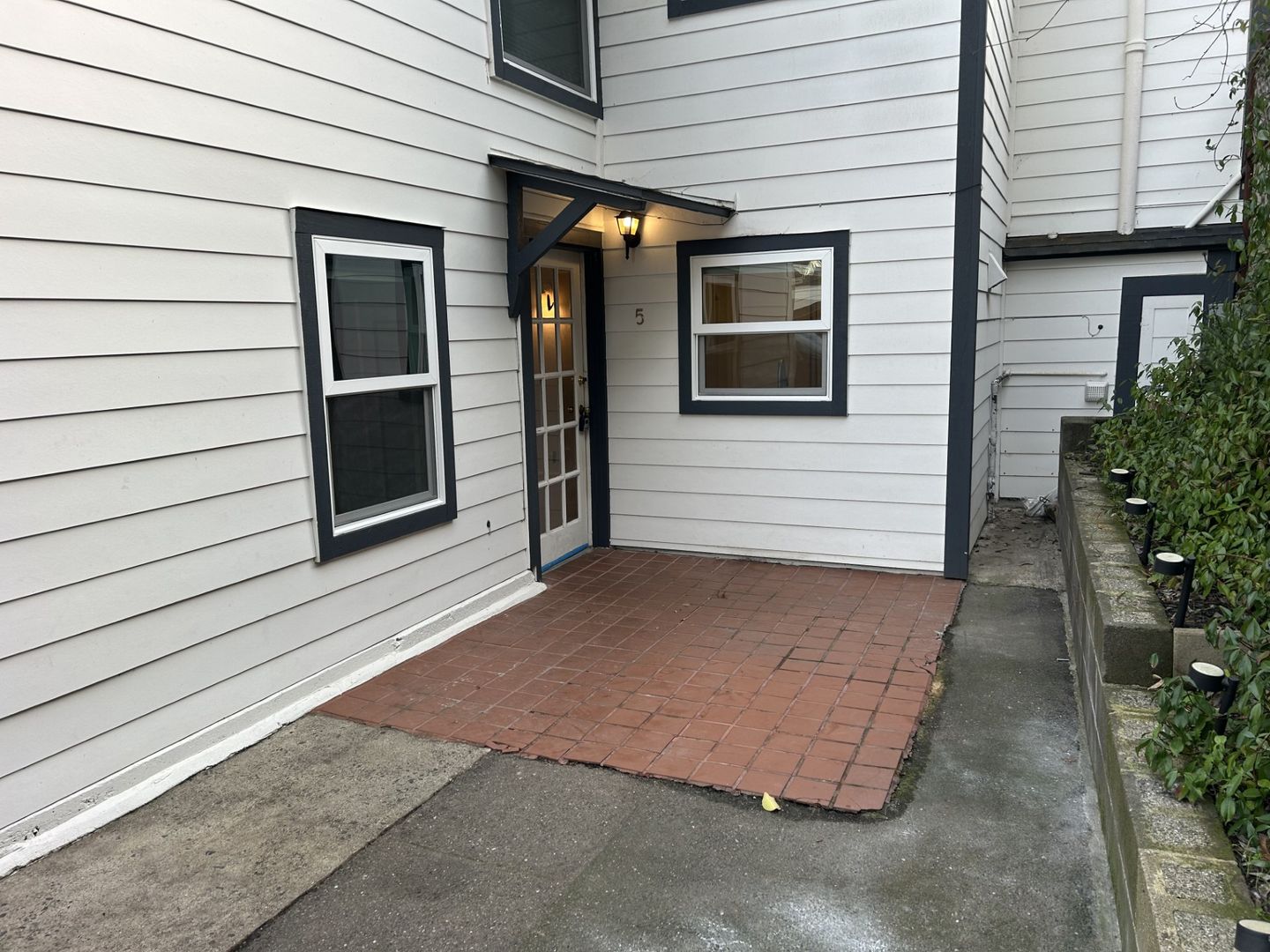 Petaluma Apartment: 15 7th Street - Unit 5