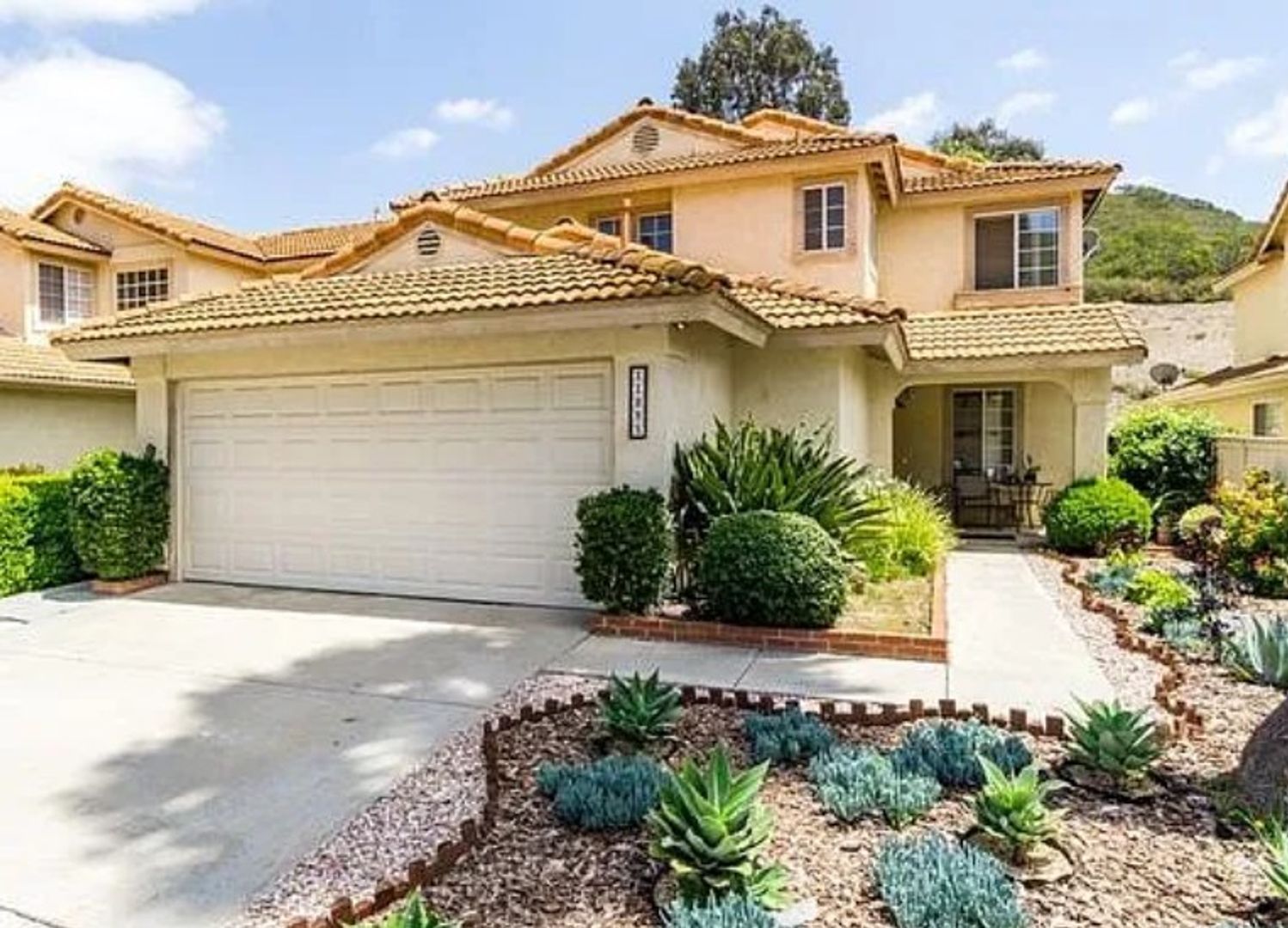 San Diego House: 11095 Avenida De Los Lobos