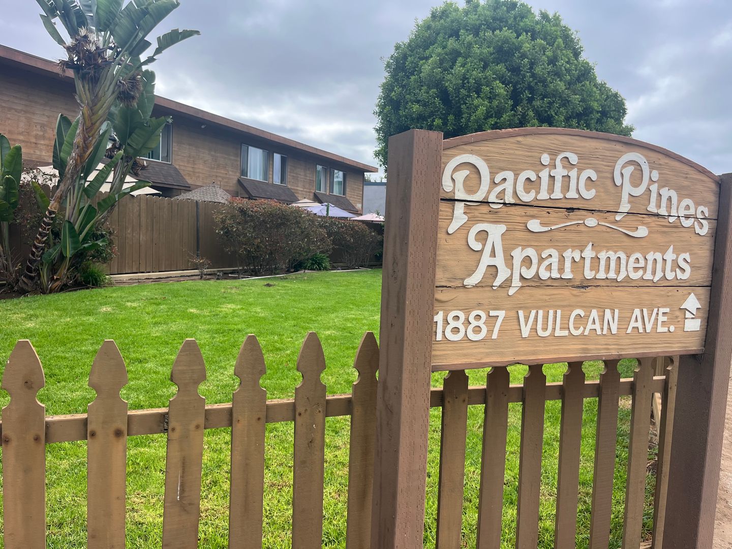 Encinitas Apartment: 1887 N Vulcan Ave
