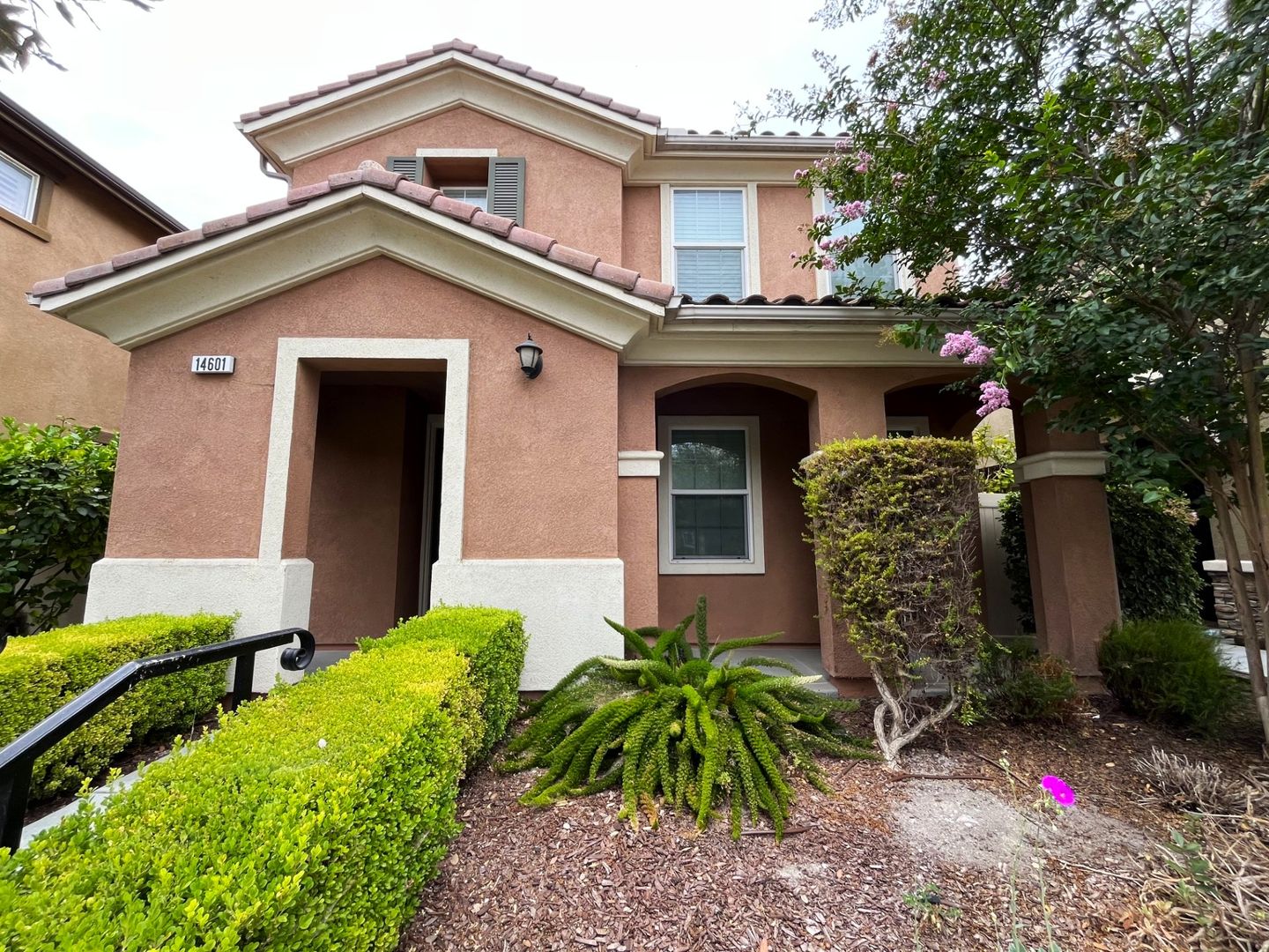 Eastvale House: 14601 Serenade Dr