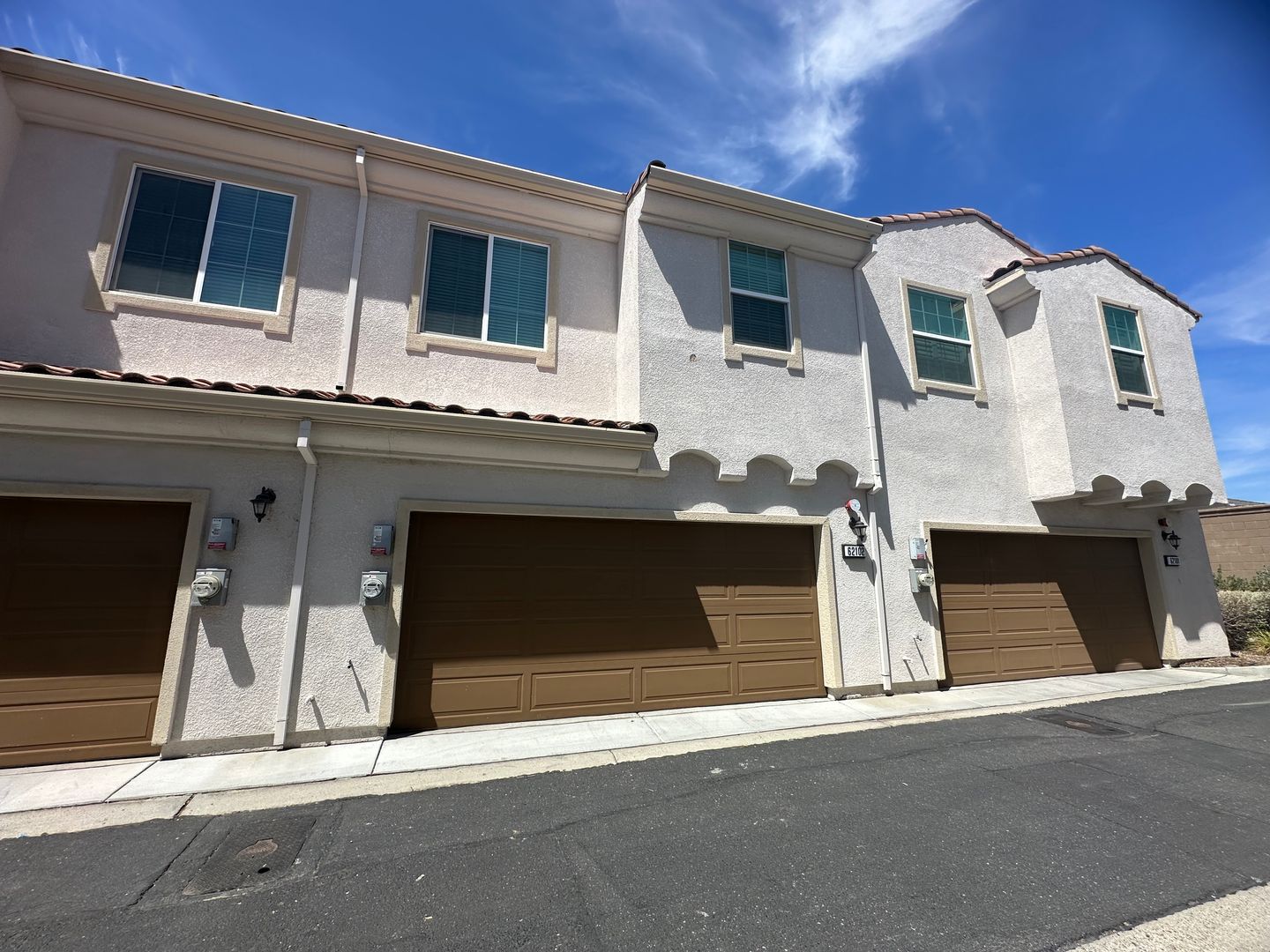 Sacramento House: 5301 E Commerce Way
