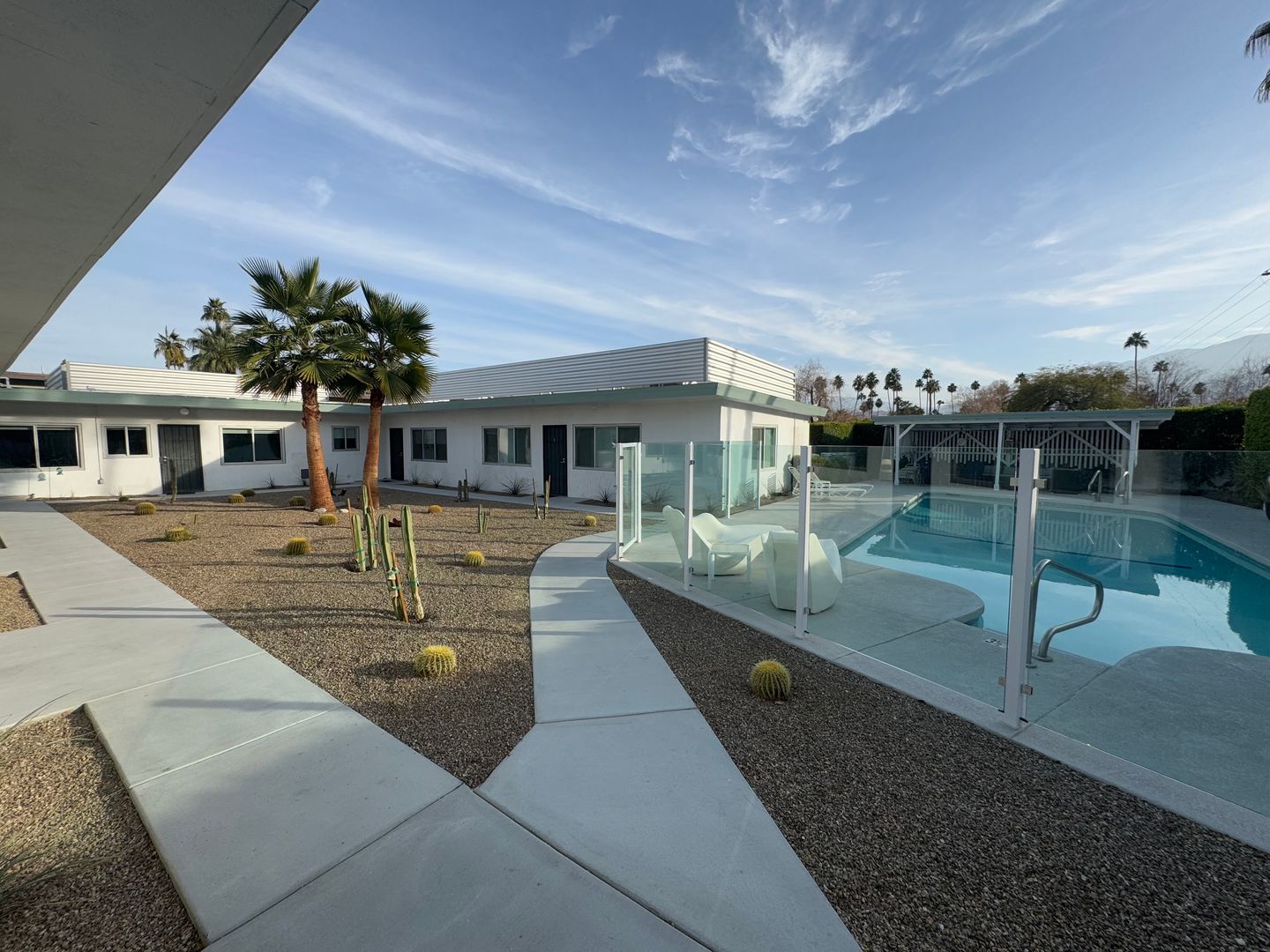 Palm Springs Apartment: 700 N Riverside Dr.  - Unit 4