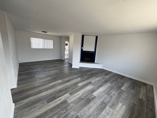 Westminster Apartment! 2Bedroom and 1 Bathroom