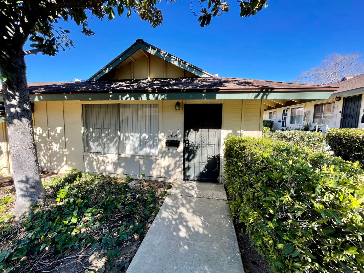 Yorba Linda House: 17854 Linda Drive