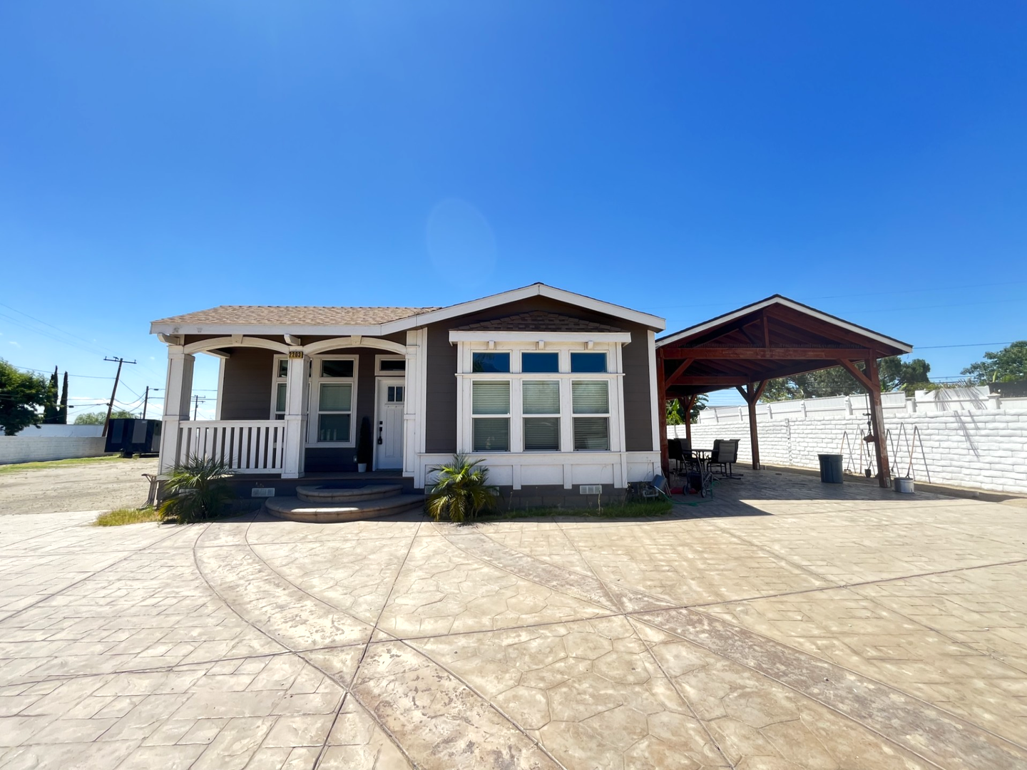 San Bernardino House: 2203 Portola St