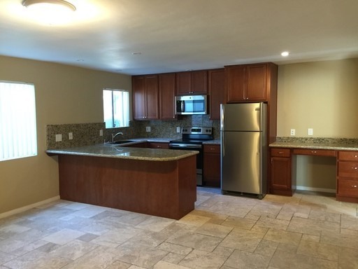 El Cajon Apartment: 421 South Mollison Avenue