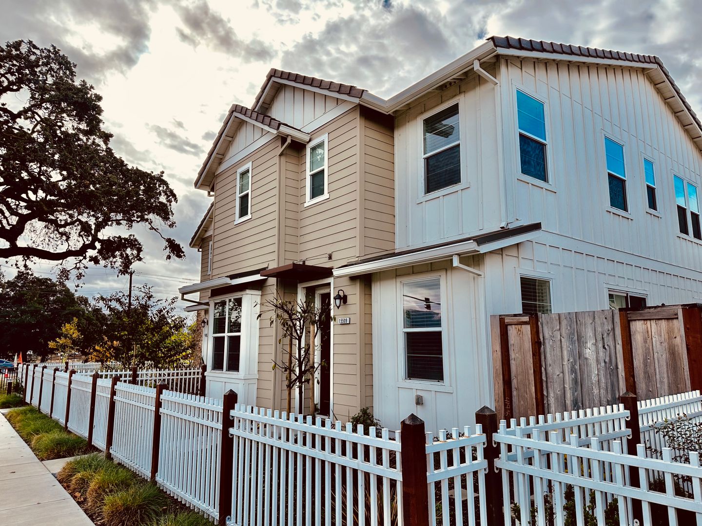 Morgan Hill House: 15509 Monterey Road