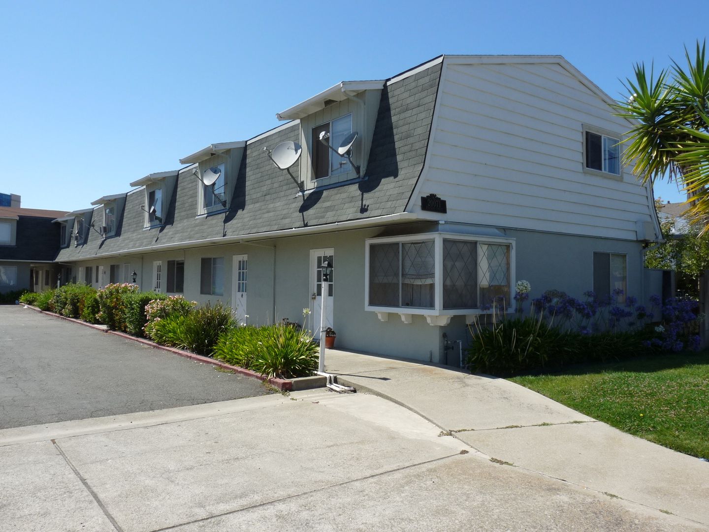 Castro Valley Apartment: 20071 Wisteria Street - Unit #6