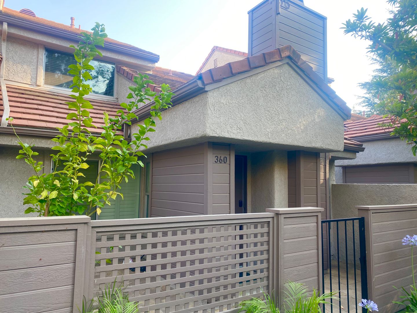 Westlake Village Condo: 360 Via Colinas,