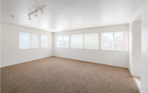 Bright & Cozy Studio Apartment in a Convenient Everett Location – photo 1
