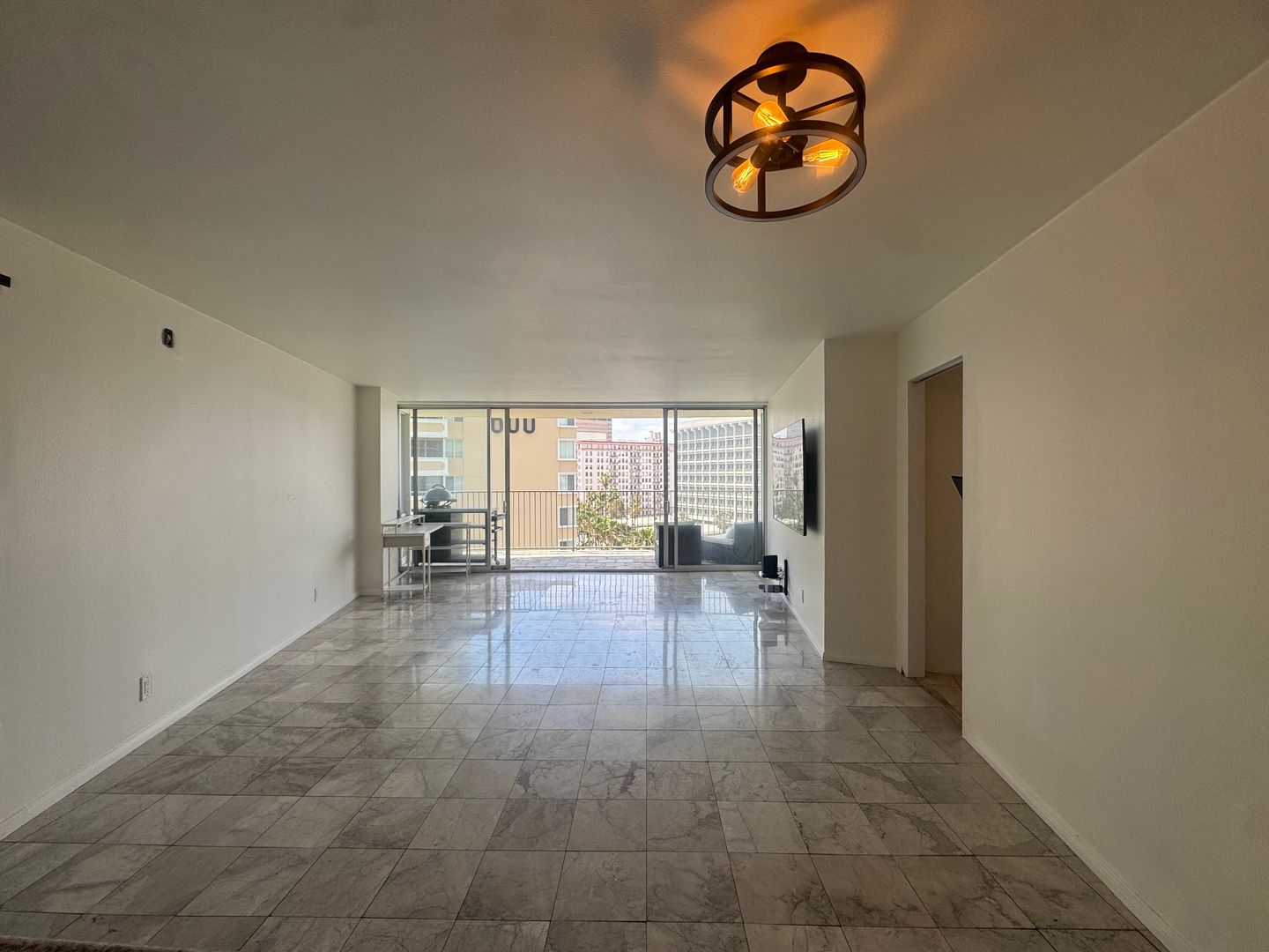 Long Beach House: 700 East Ocean Boulevard Unit 1401