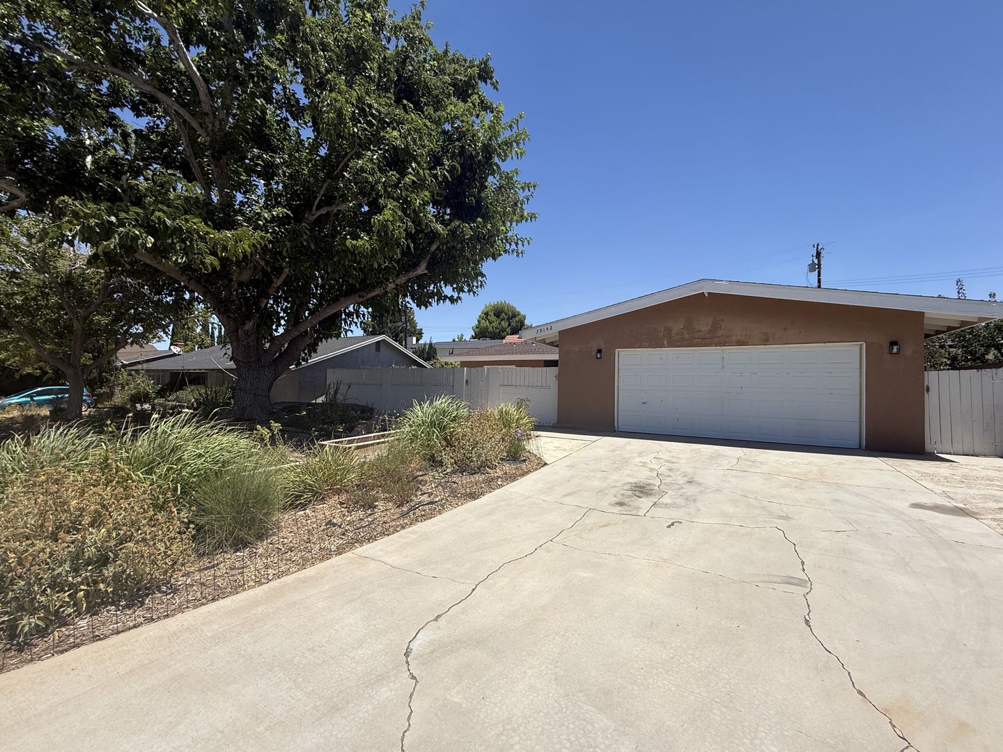 Palmdale House: 39142 11th St. West