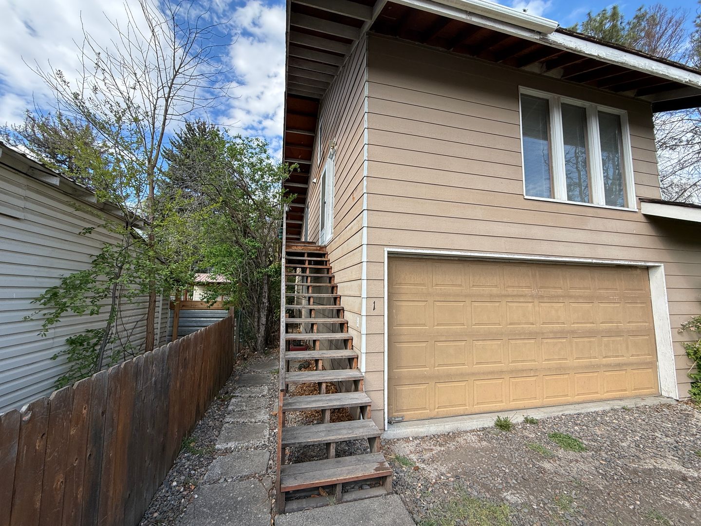Prineville Apartment: 275 2nd Street - 1