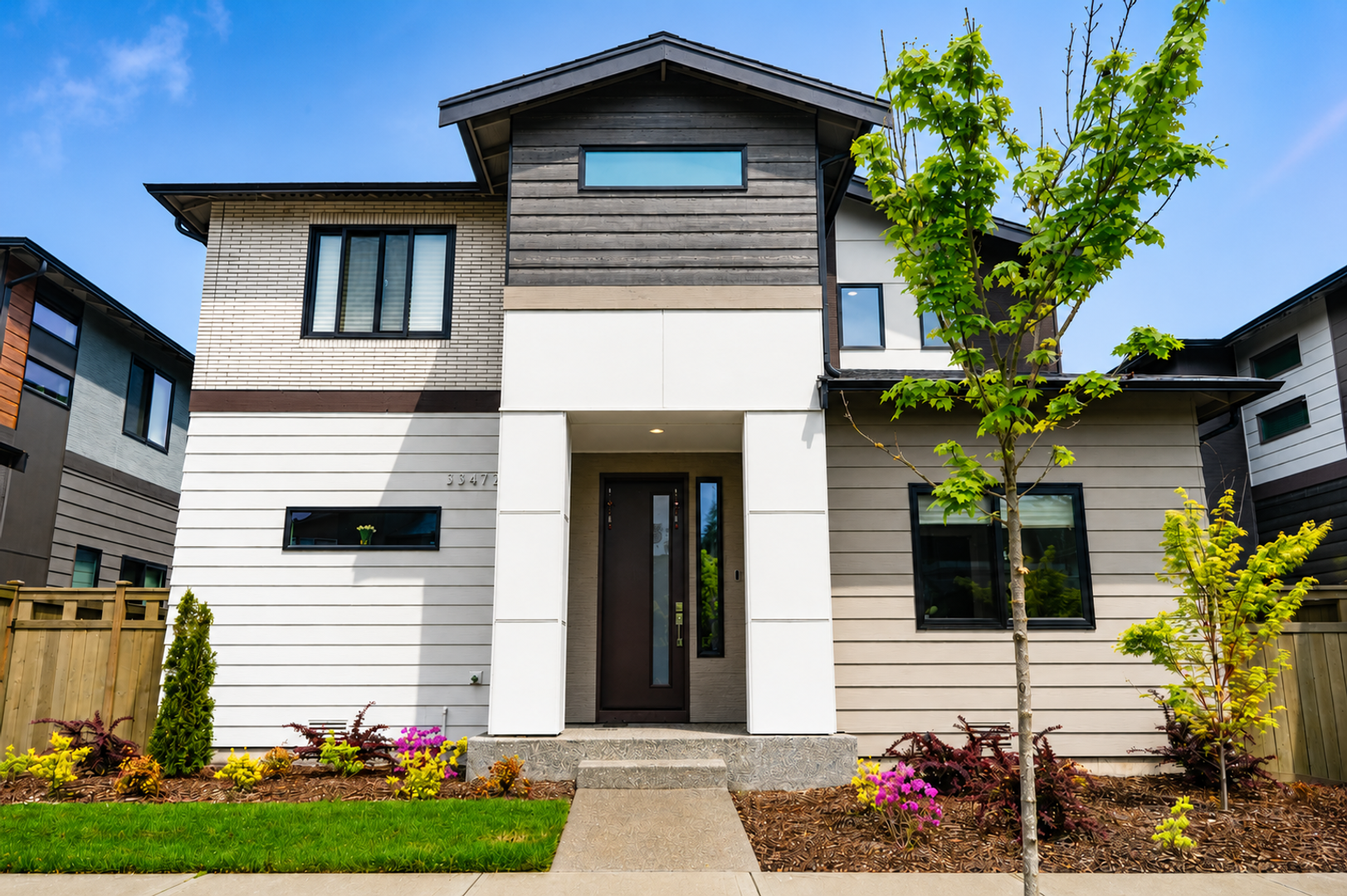 Black Diamond House: 33472 Holly Ave SE