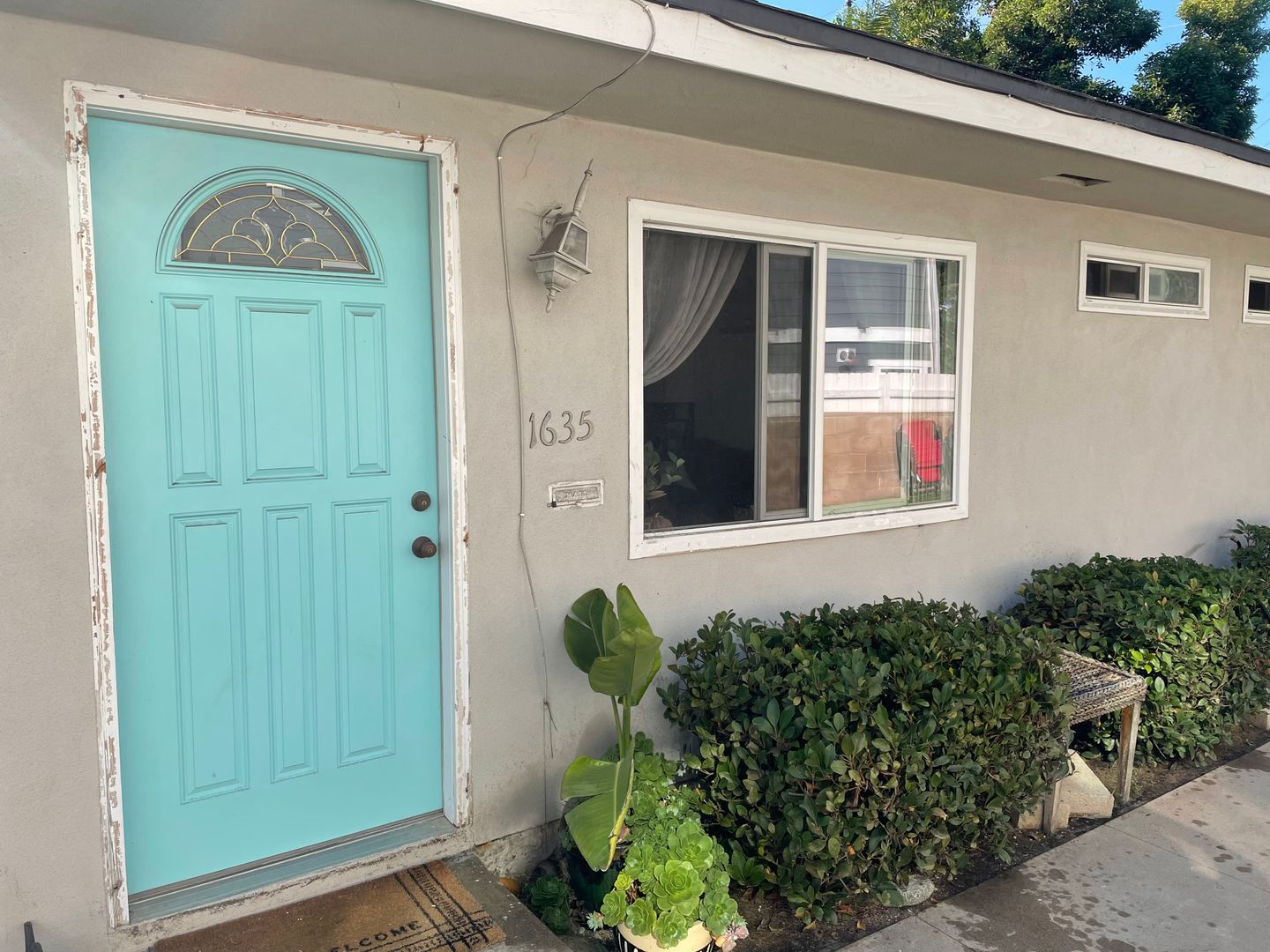 San Diego Apartment: 1633-1639 Hornblend St.