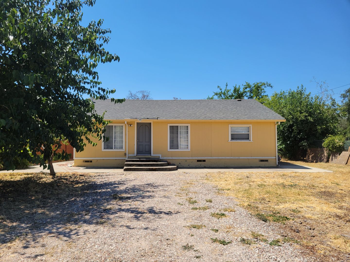 Sacramento House: 1528 Los Robles