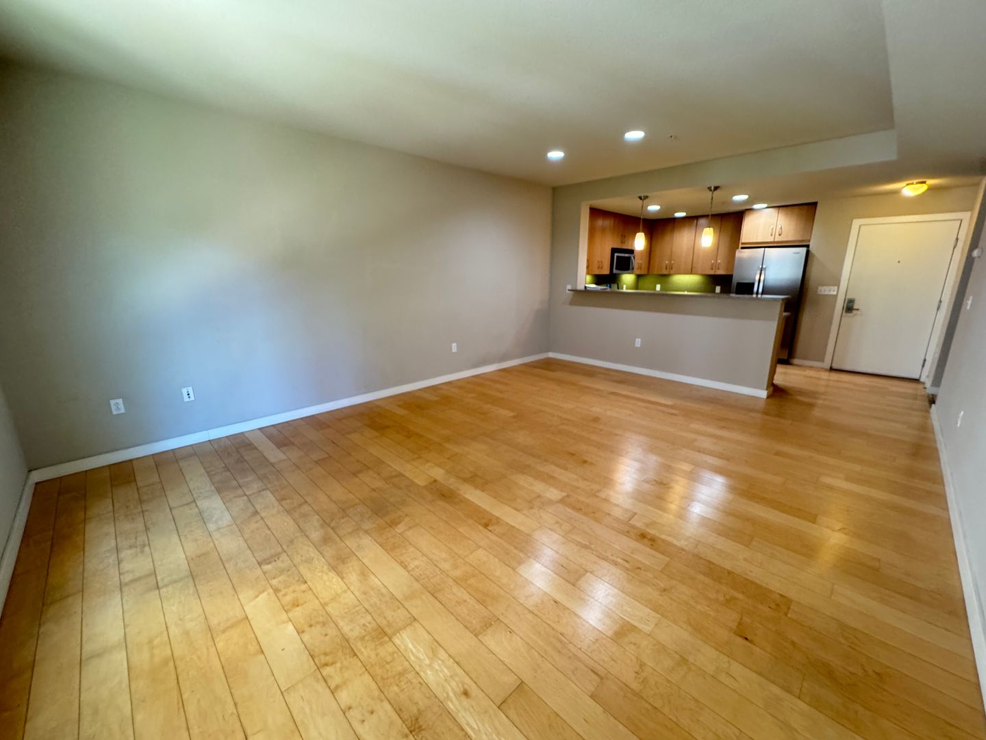 Oakland House: 1511 Jefferson St Unit 218