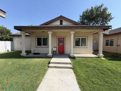 Available NOW!!! Beautifully Updated Home Near 215 Freeway – photo 1