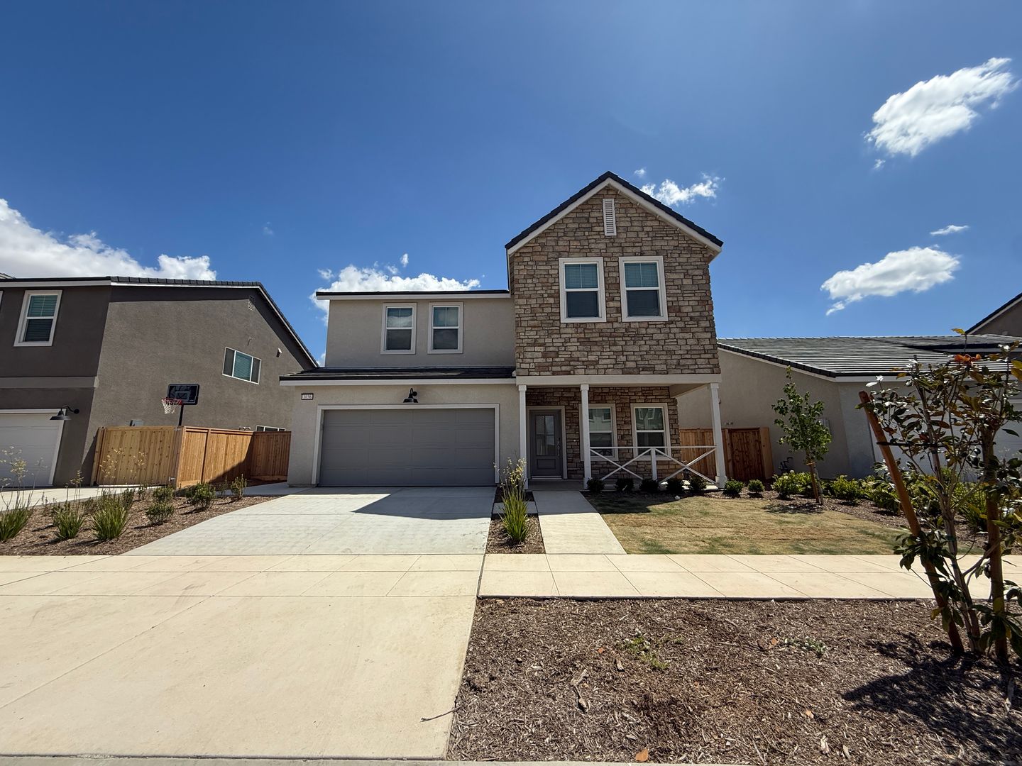Clovis House: 1036 Fruitwood Ave.