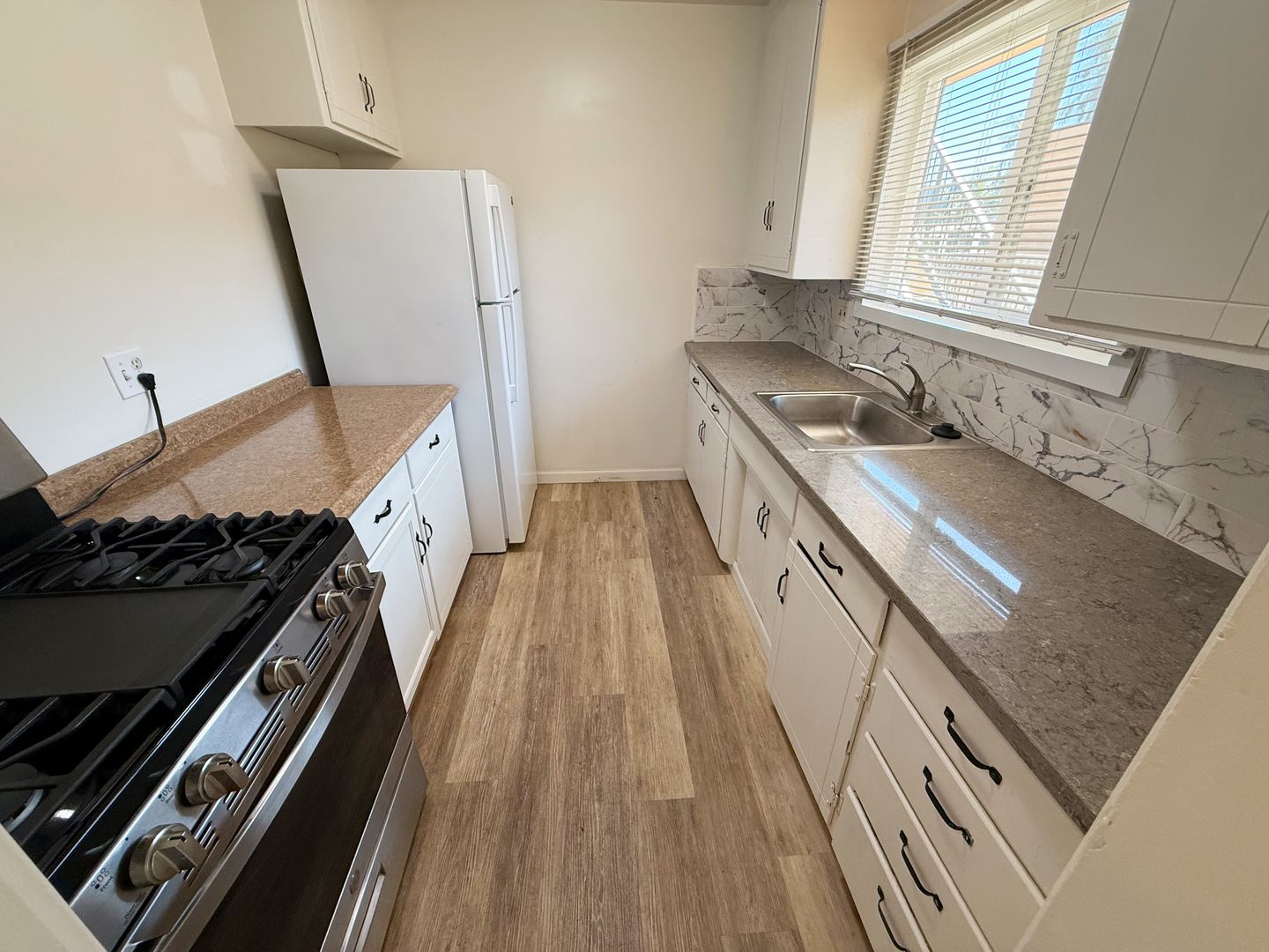 San Diego Apartment: 4348 - 4352 1/2 McClintock St
