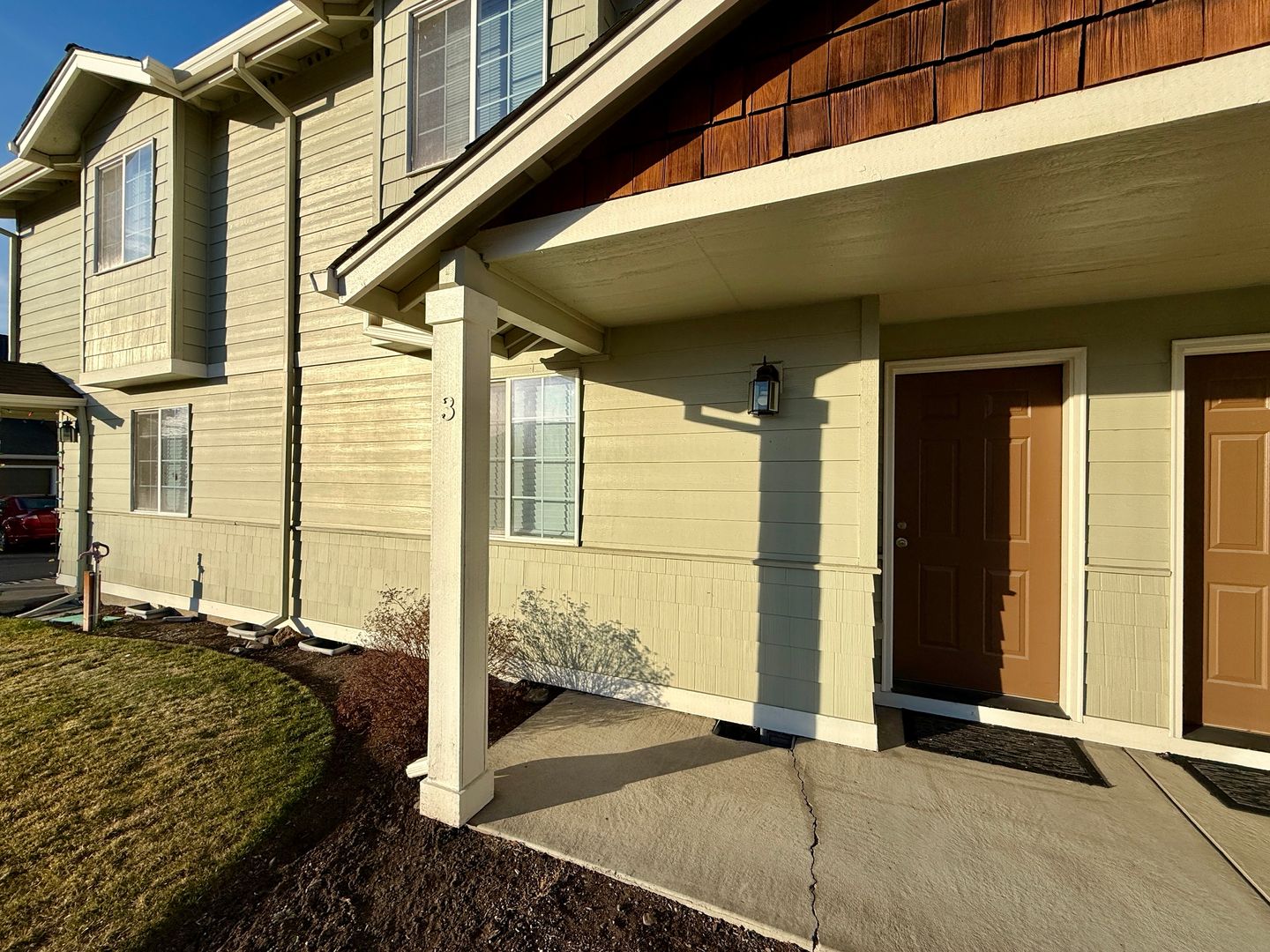 Redmond Townhome: 2561 NW Cedar Ave - 3