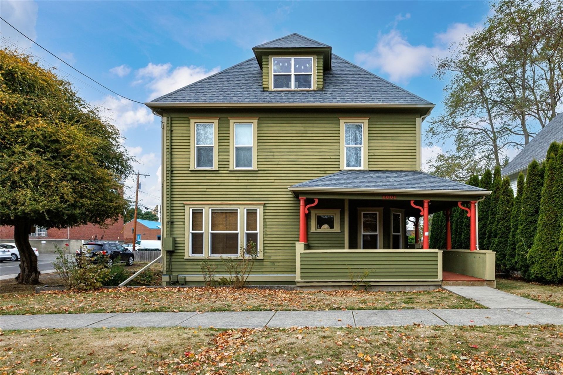 Bellingham Apartment: 1801 I street - #6