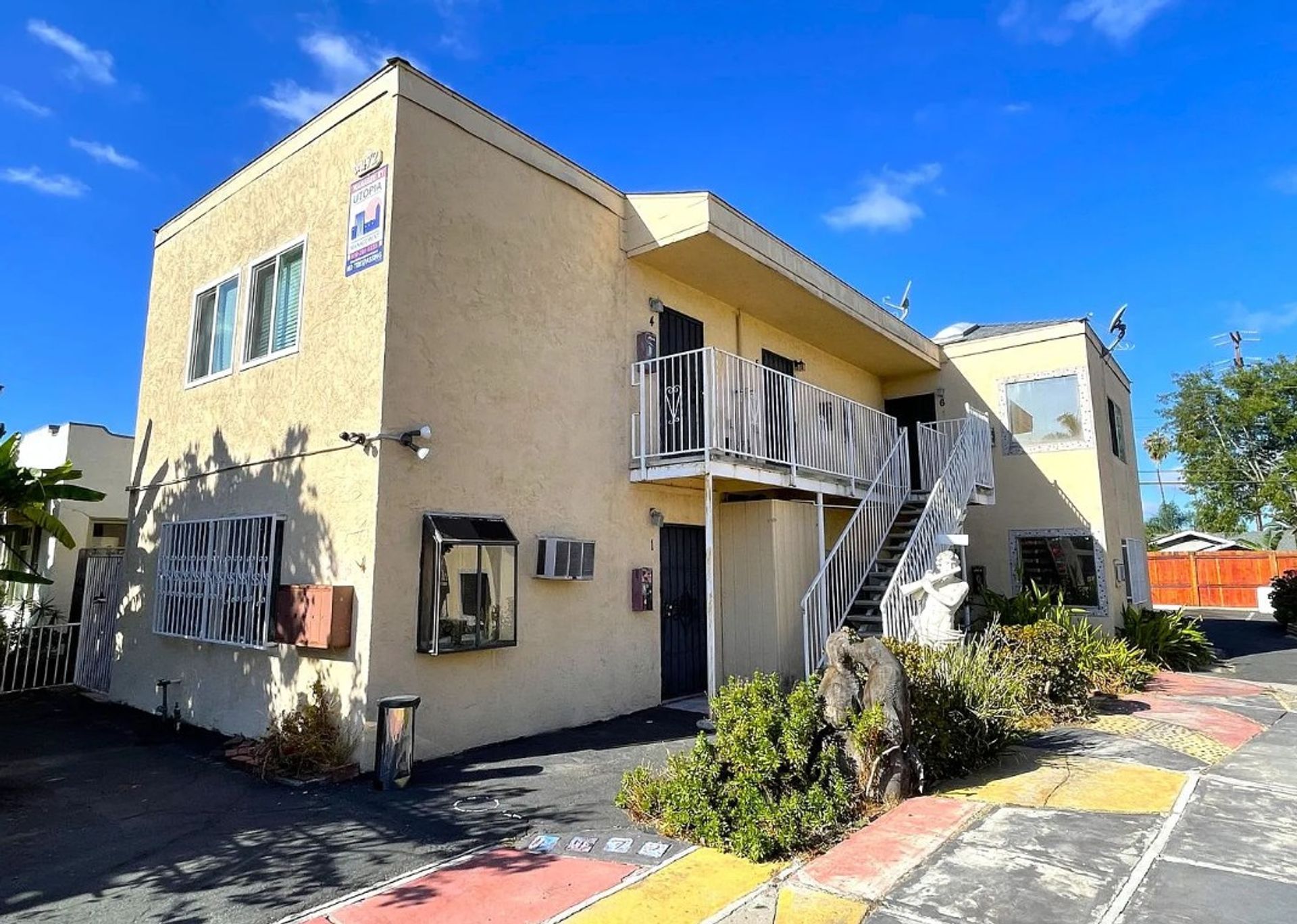 San Diego Apartment: 4484 Felton Street