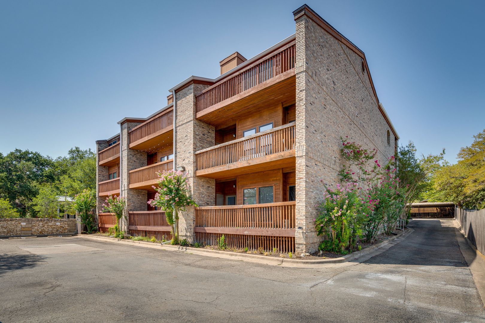 Austin Apartment: 1406 Windsor Rd