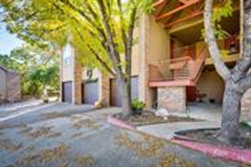 West Austin Townhome with Garage – photo 1