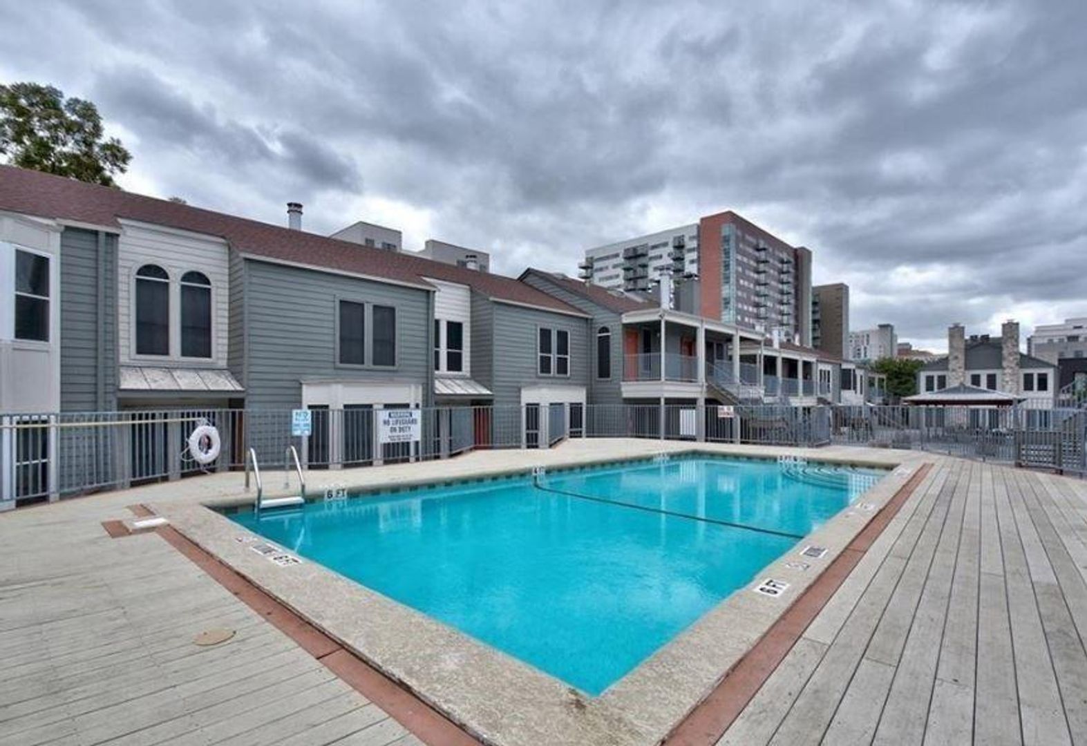 Austin Apartment: 2529 Rio Grande