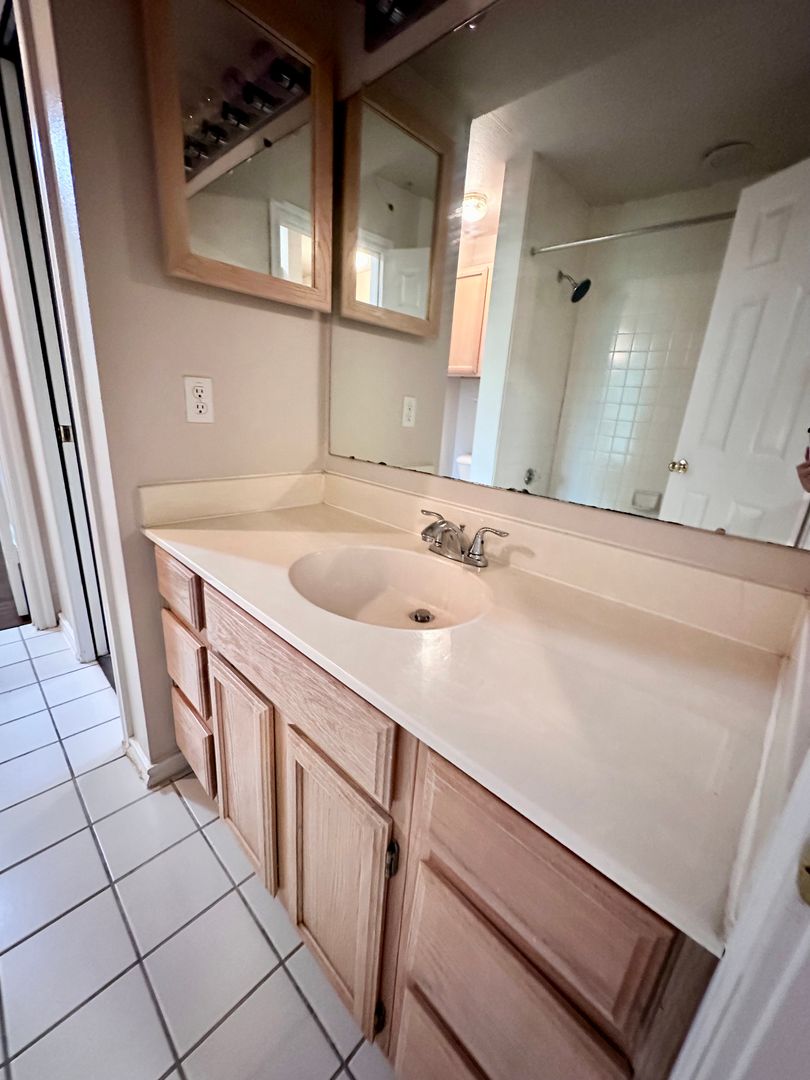 K779 - Pointe 360 #422 - FOR SALE 11 of 12