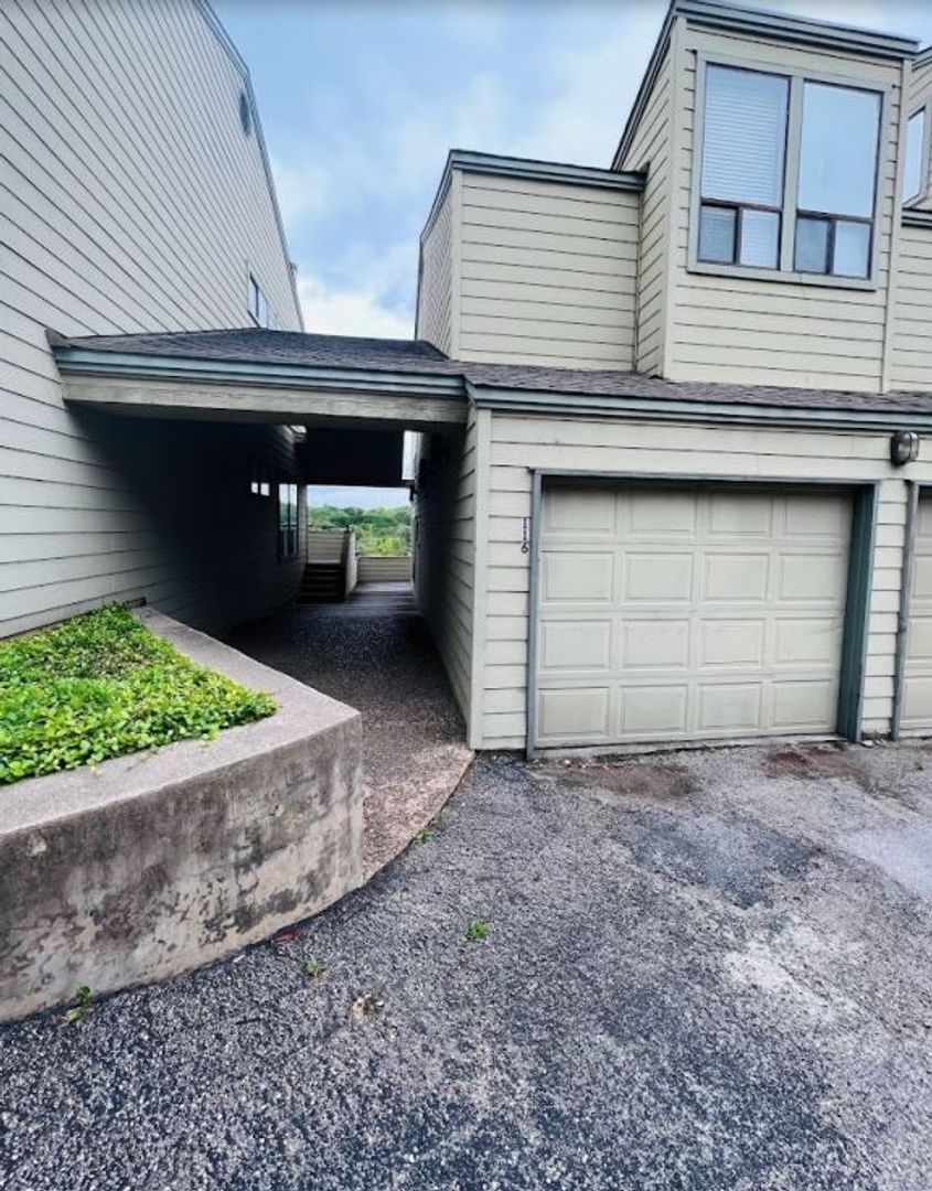 Austin Apartment: 2612 San Pedro St.