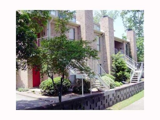 Hyde Park Townhome- 4BD / 3BA - UT AUSTIN - Apple Tree - 45 / Guadalupe - July or August Move in - $1800 – photo 1