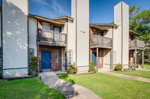 TOWNHOMES AT RIVER CROSSING - 2BD/2.5.BA - NEAR DOWNTOWN - W/D – photo 1