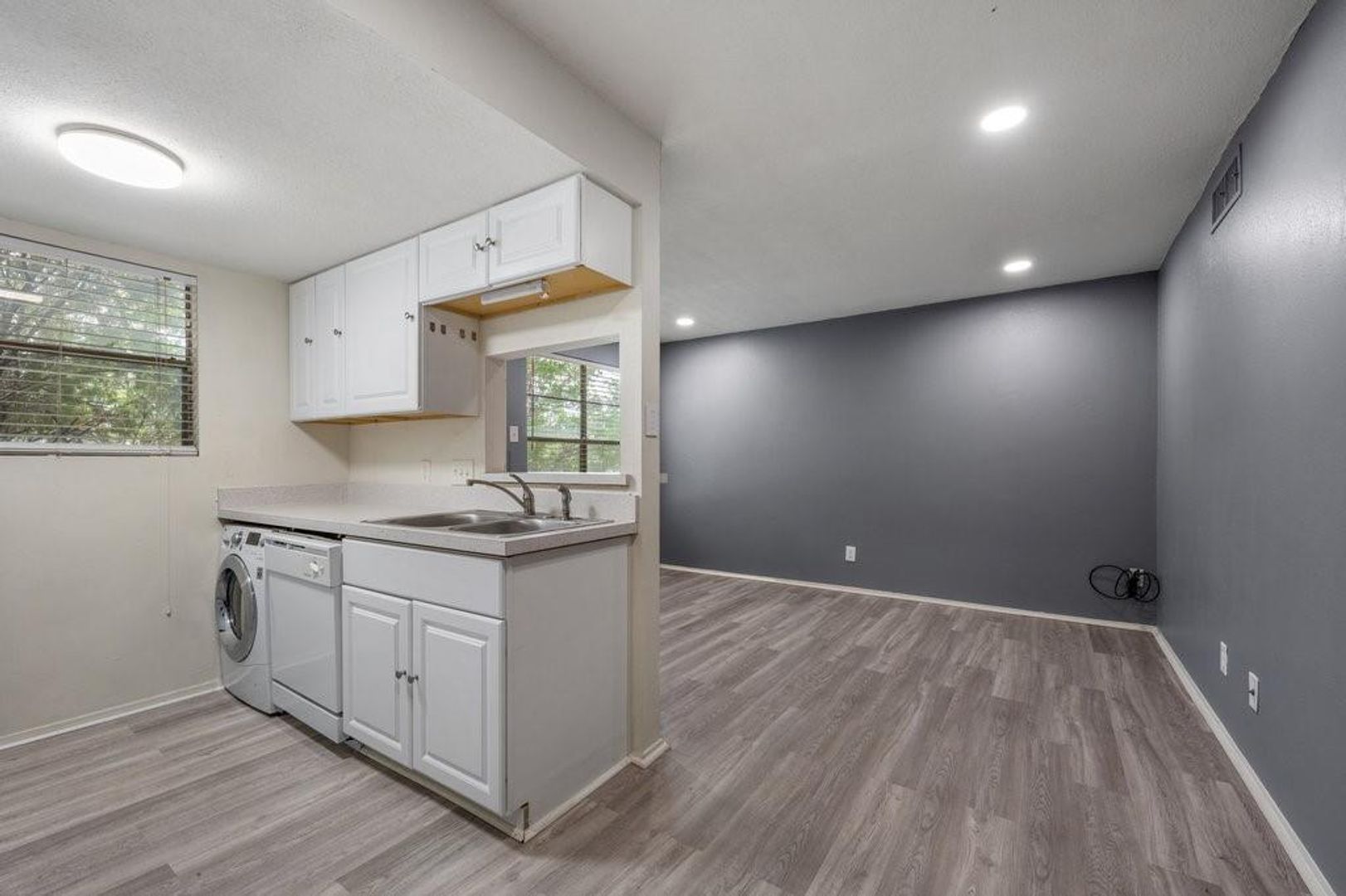 Austin Apartment: 710 East Dean Keaton