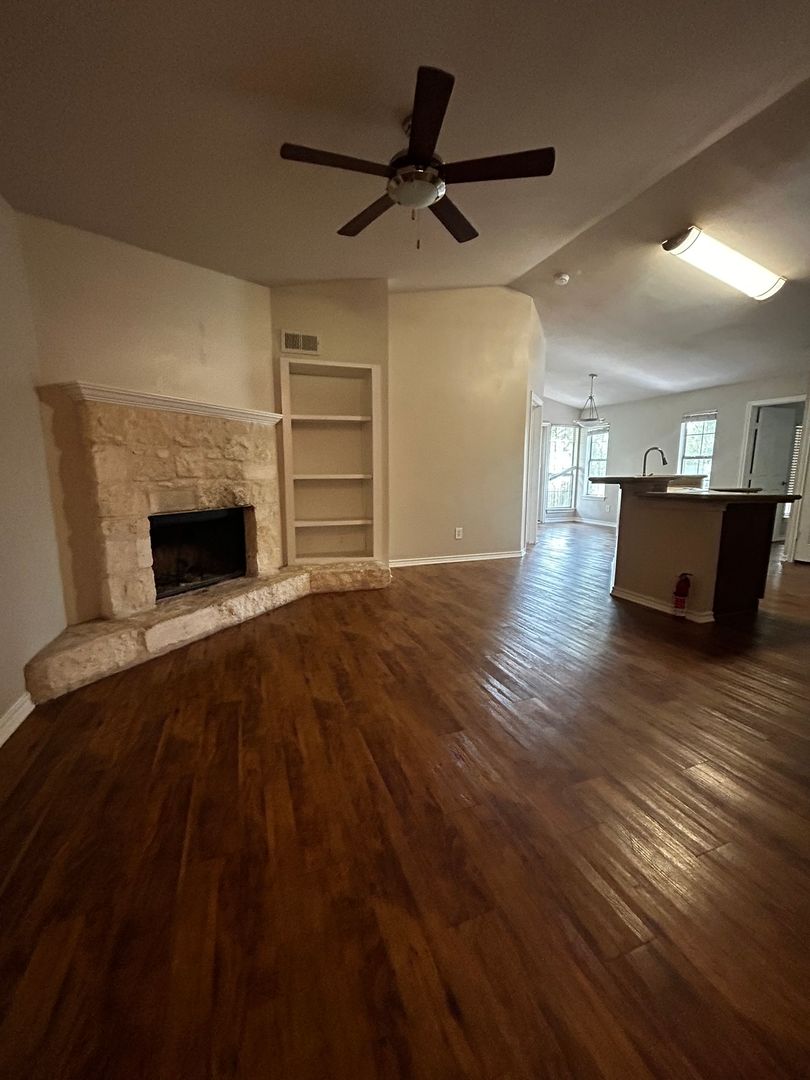 Austin Condo: 6804 N Capital of Texas Hwy