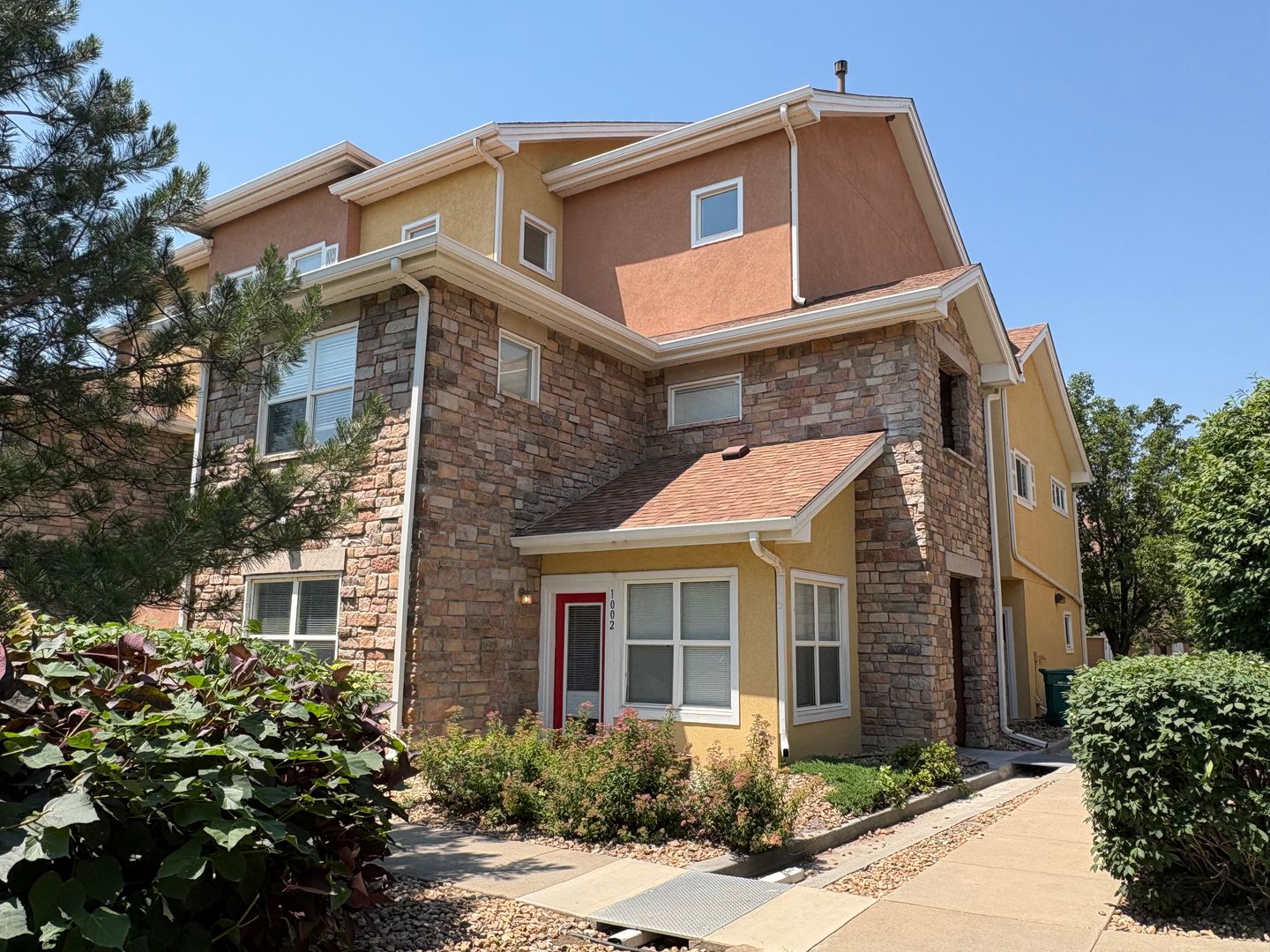Evans House: 1002 Lucca Drive