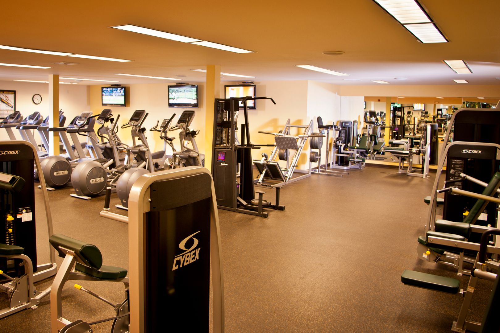 Gym at 1209 LT