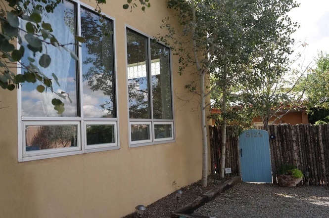 Santa Fe House: 812A Calle Saragosa