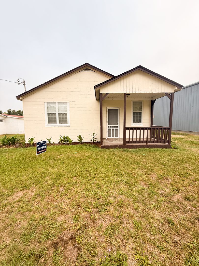 Valdosta House: 704 Conoley Avenue