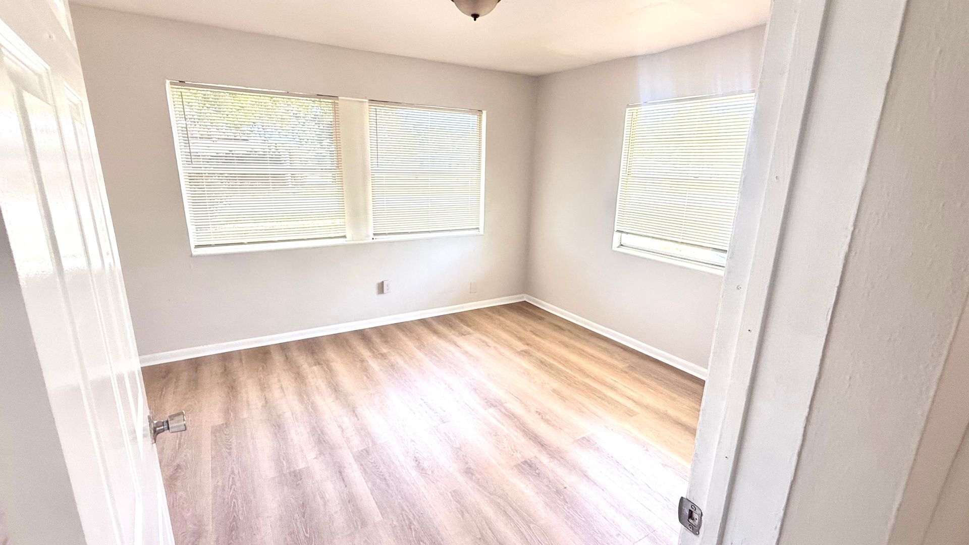 31 S. Barbour St. 13 of 16