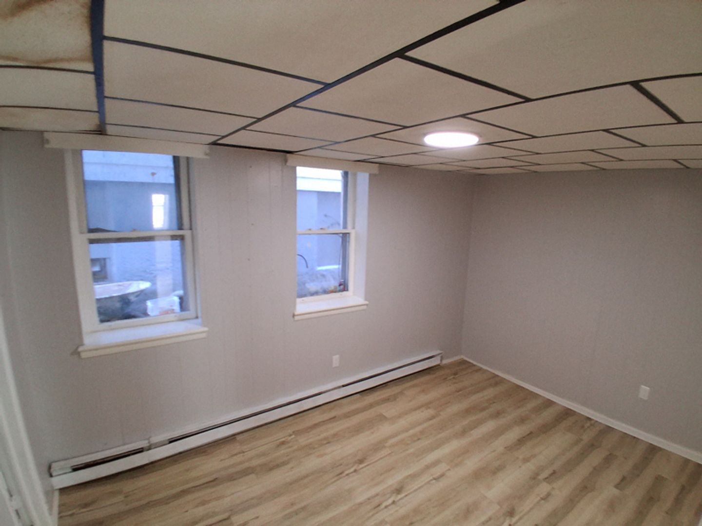 Glen Lyon Apartment: 65-67 Railroad Street