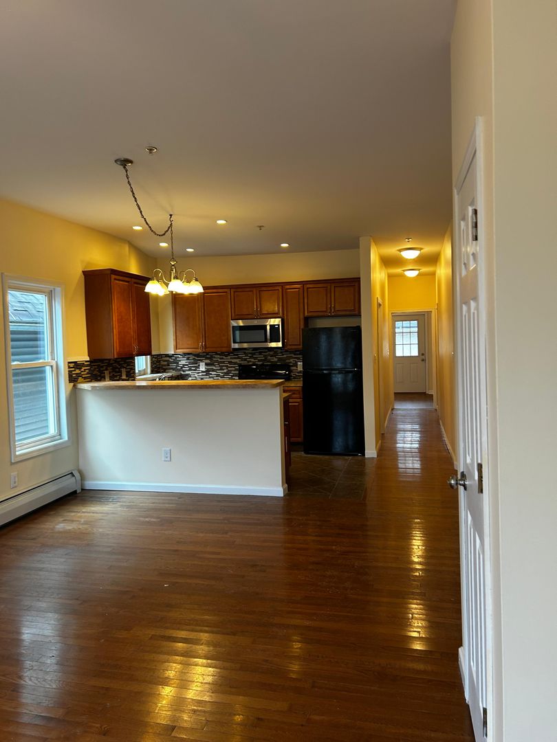 Scranton Apartment: 1326 E. Gibson Street