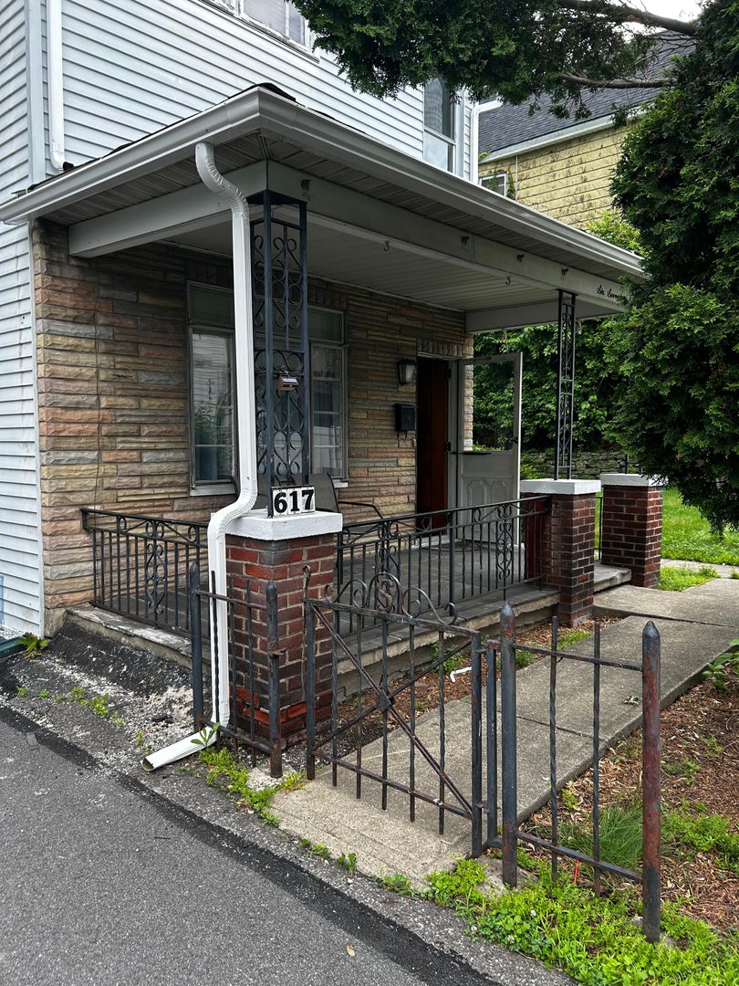 Scranton House: 617 Alder Street