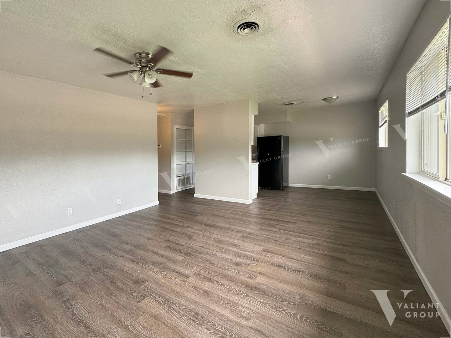 Springfield Apartment: 2107 East Cherry Street