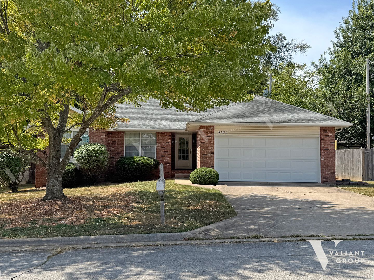 Springfield House: 4105 S Oak Ave