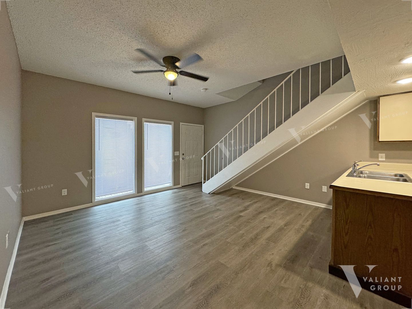 Springfield Apartment: 2323 East Cherry Street