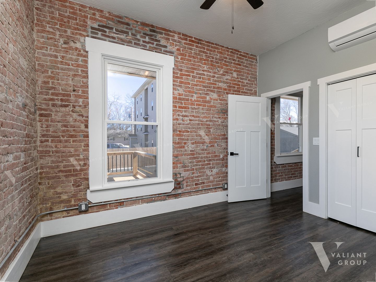 Springfield Apartment: 806 South Avenue