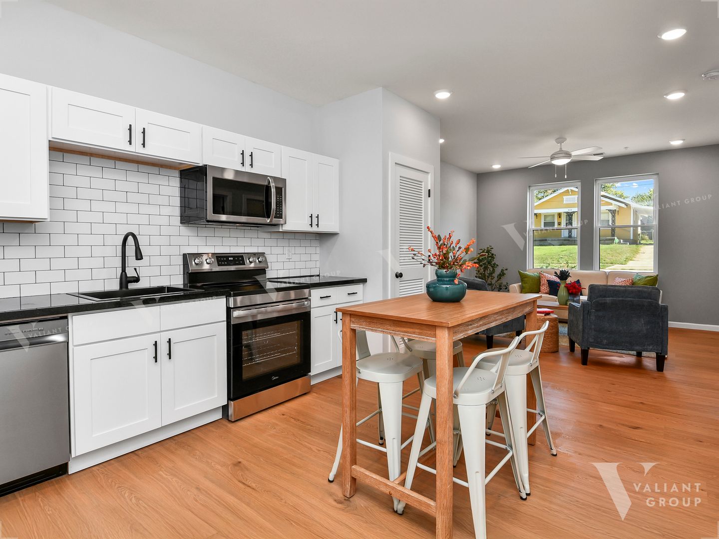 Springfield Apartment: 505 W Grand St