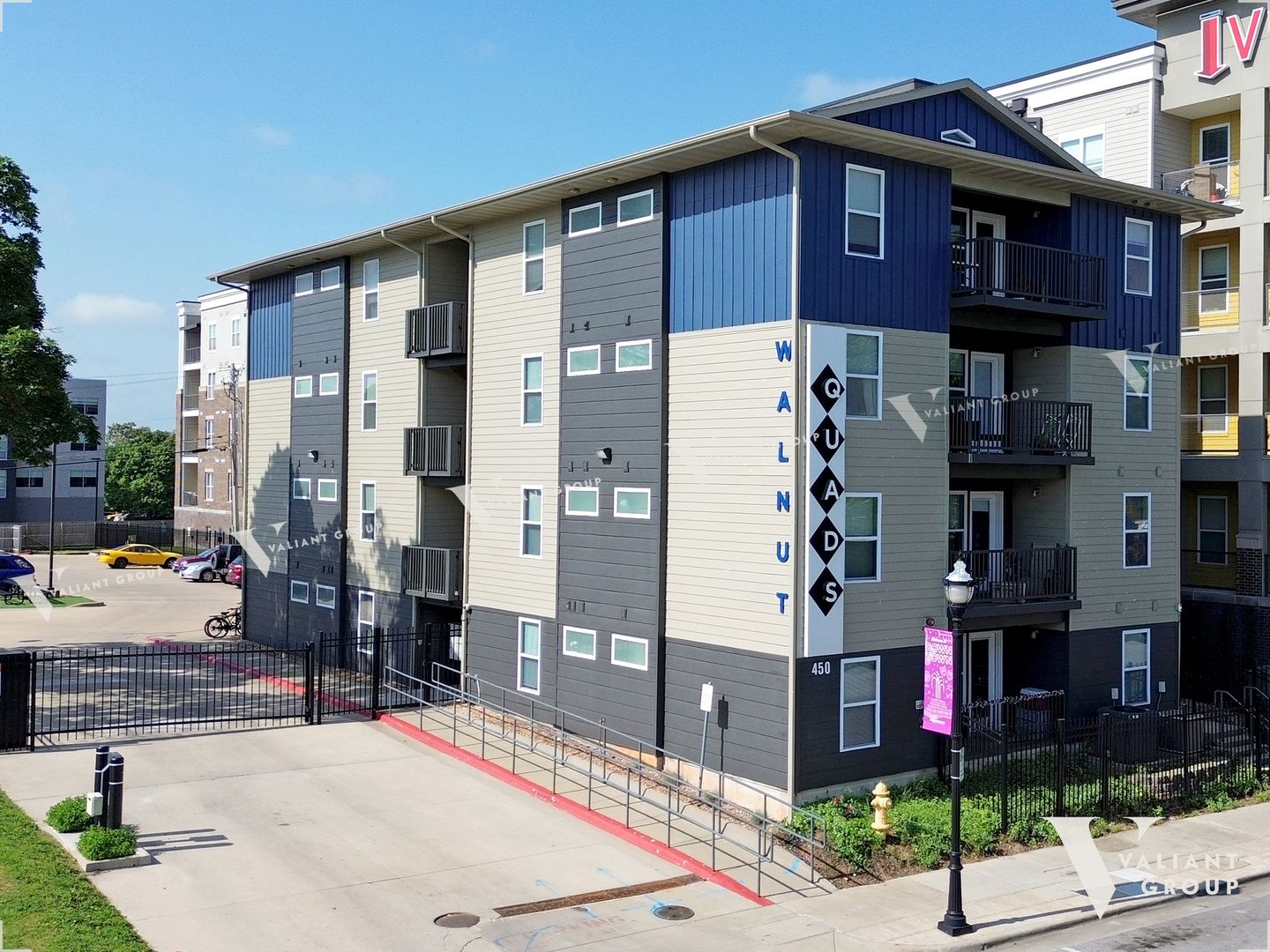 Springfield Apartment: 450 E Walnut St